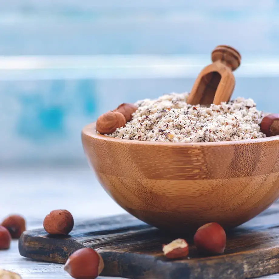 Tutto quel che devi sapere sulla farina di nocciole