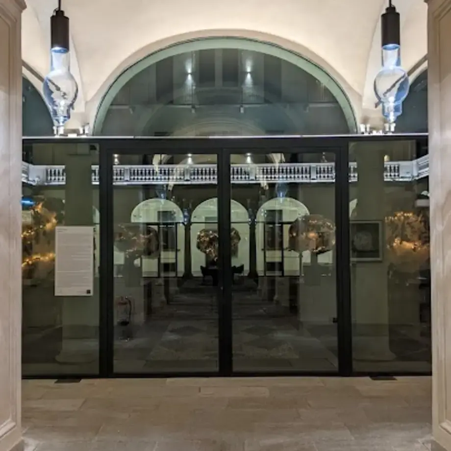 Carlina Restaurant &amp; Bar