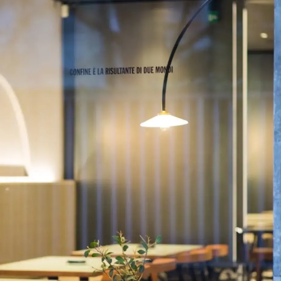 CONFINE - PIZZA E CANTINA