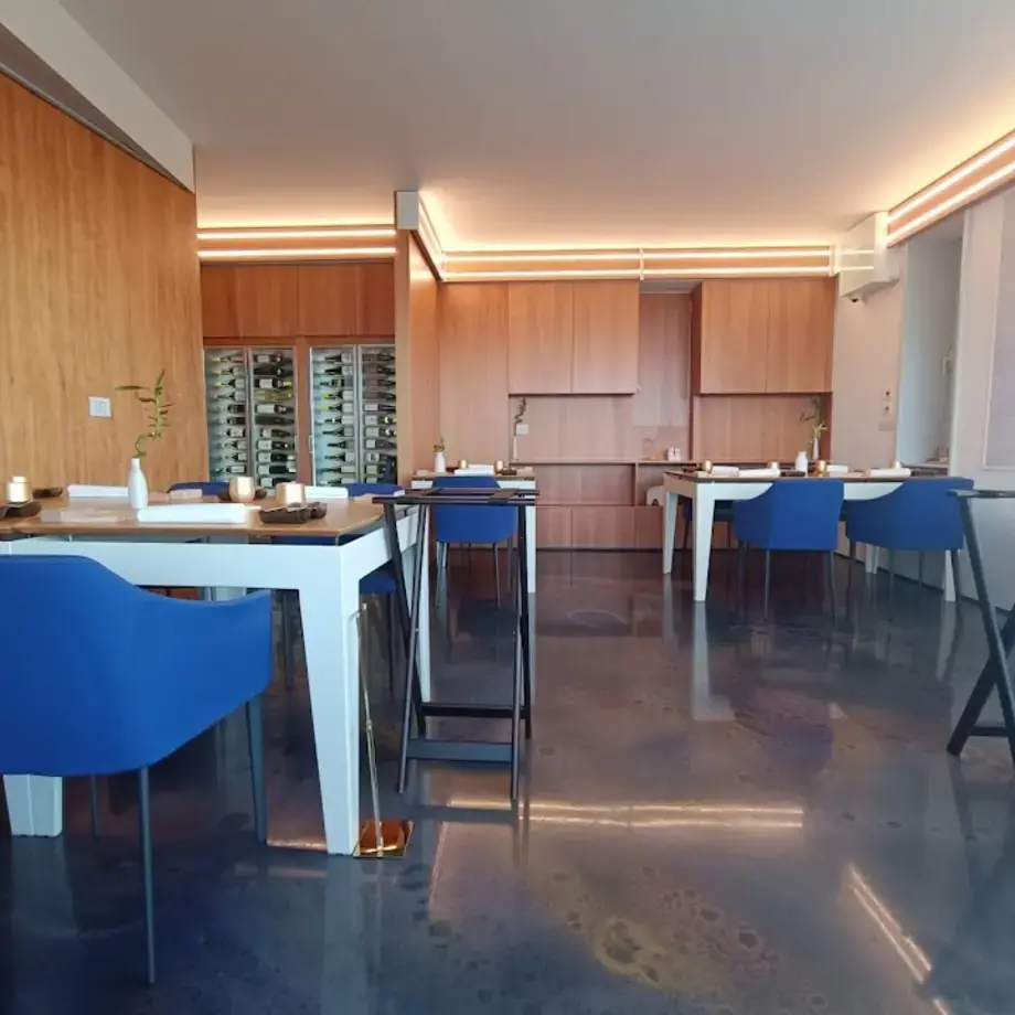 Contaminazioni Restaurant