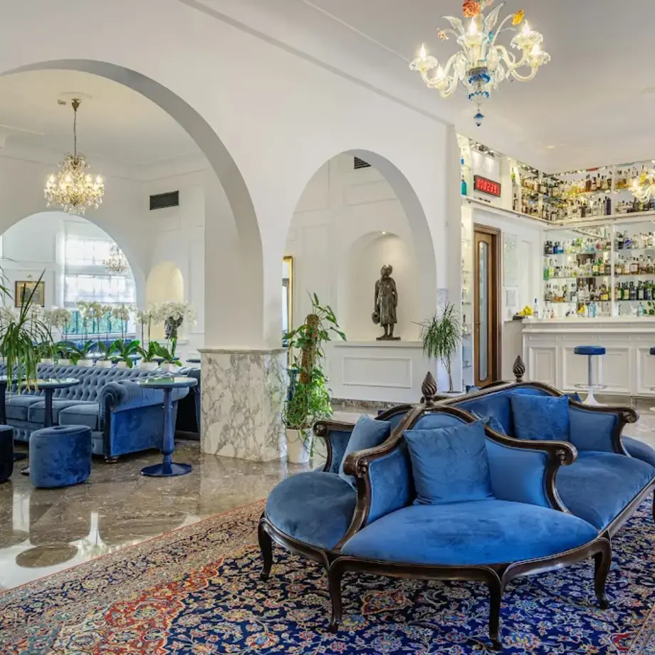 Dry Martini Sorrento