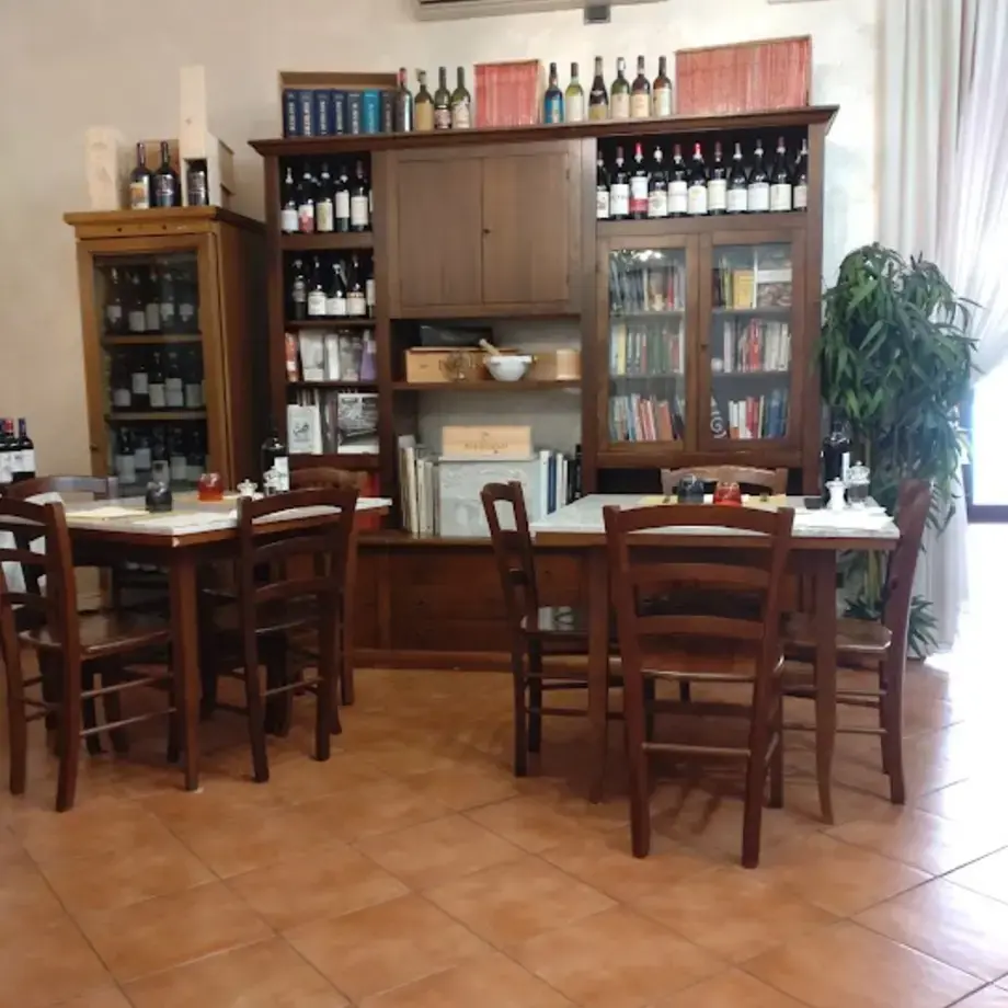 Enoteca Velia di Francesco Bonucelli