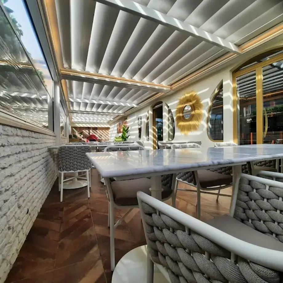 FOLLIS - Ristorante &amp; American Bar