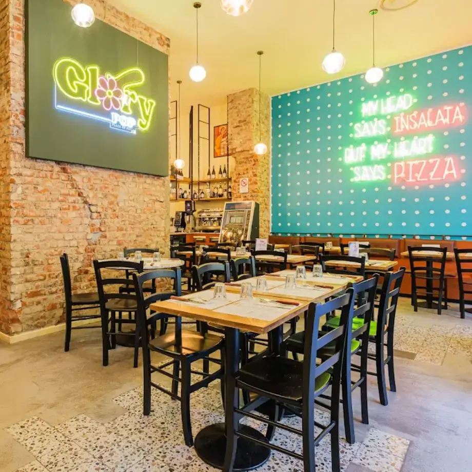 Glory POP (Via Correggio, Milano)