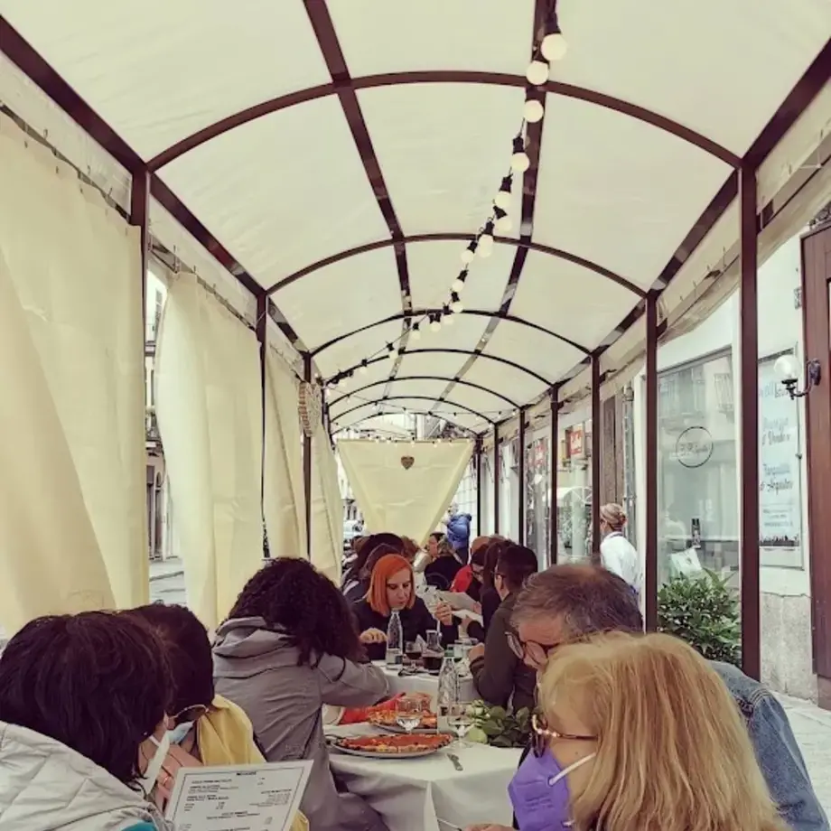 La Piedigrotta Ristorante Pizzeria