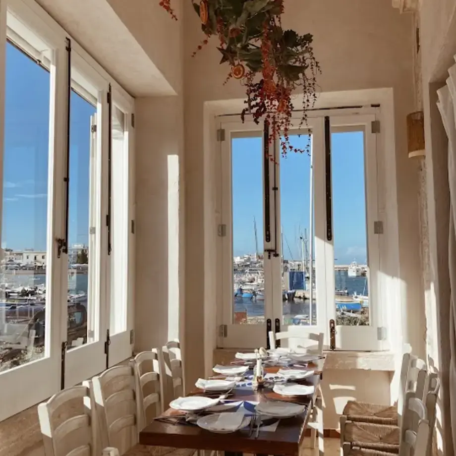 Porto Franco - Vino, Cibo e Santi Spiriti