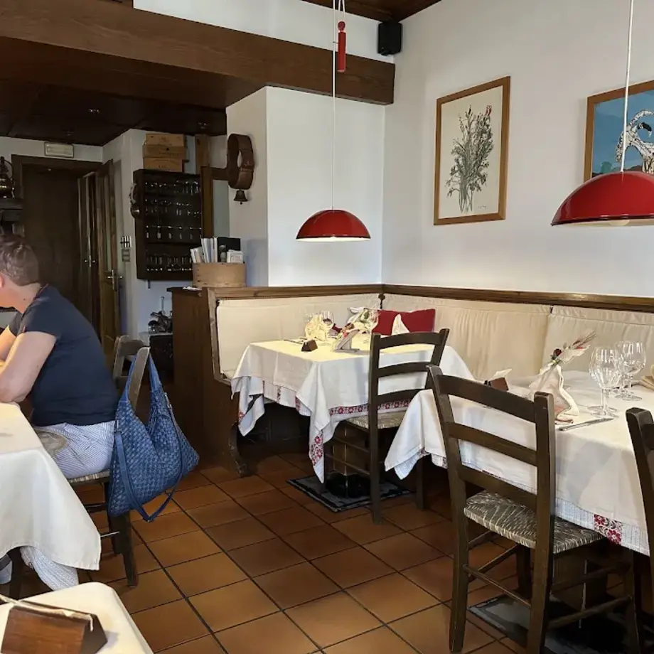 Ristorante Alla Pace / Burtshaus Alla Pace
