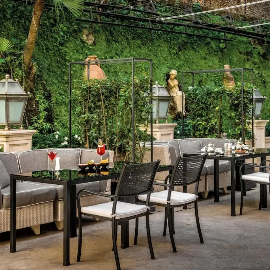 Salone Eva at Palm Court