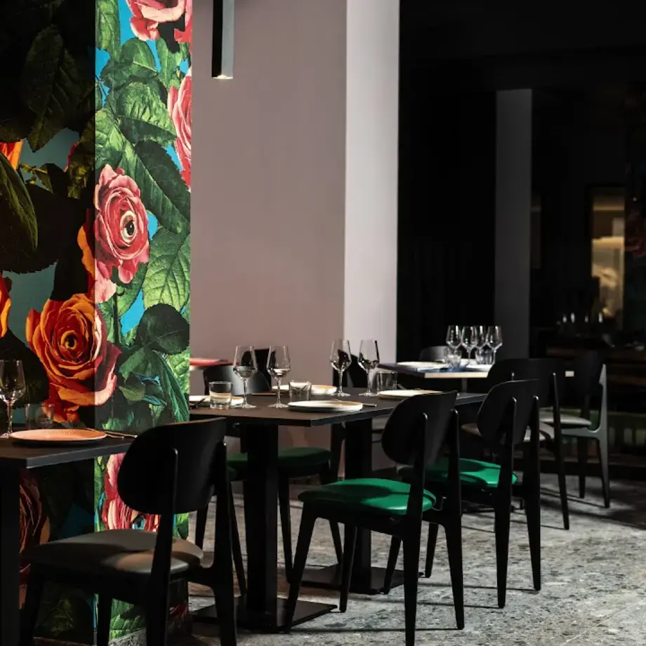 TAC Thin and Crunchy