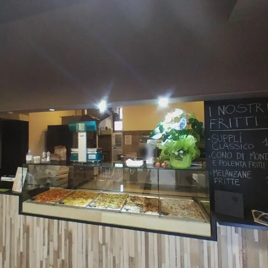 Tajo Pizza In Teglia