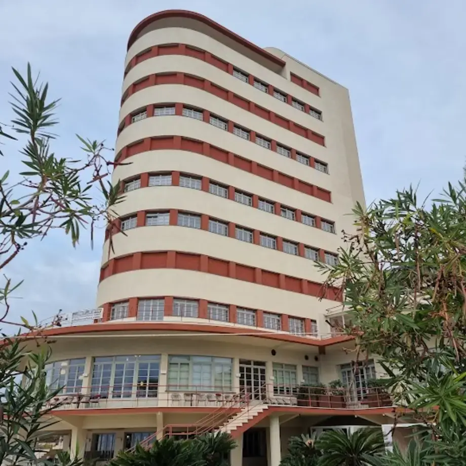 Torre Fara Lounge &amp; Bistrot