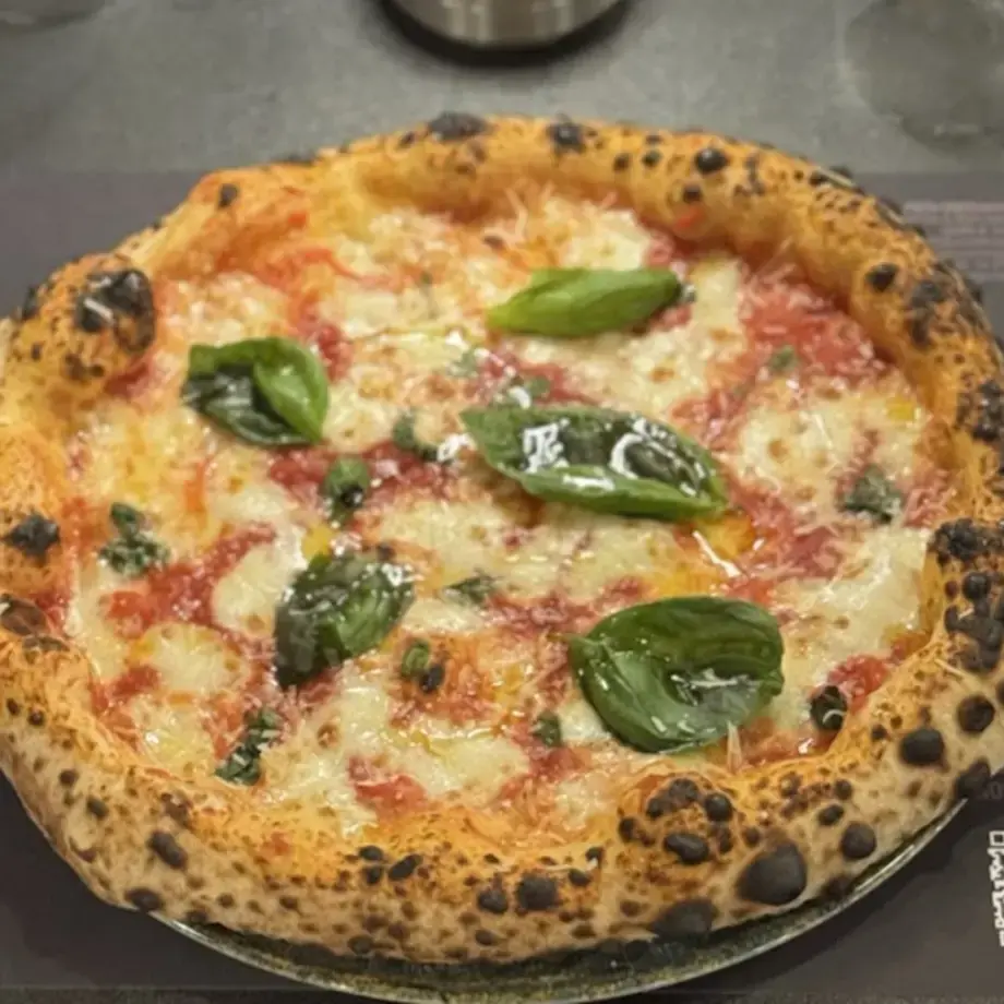 Unanime Pizzeria