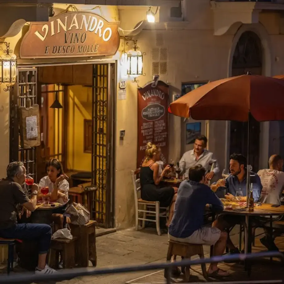 Vinandro Vino e Desco Molle