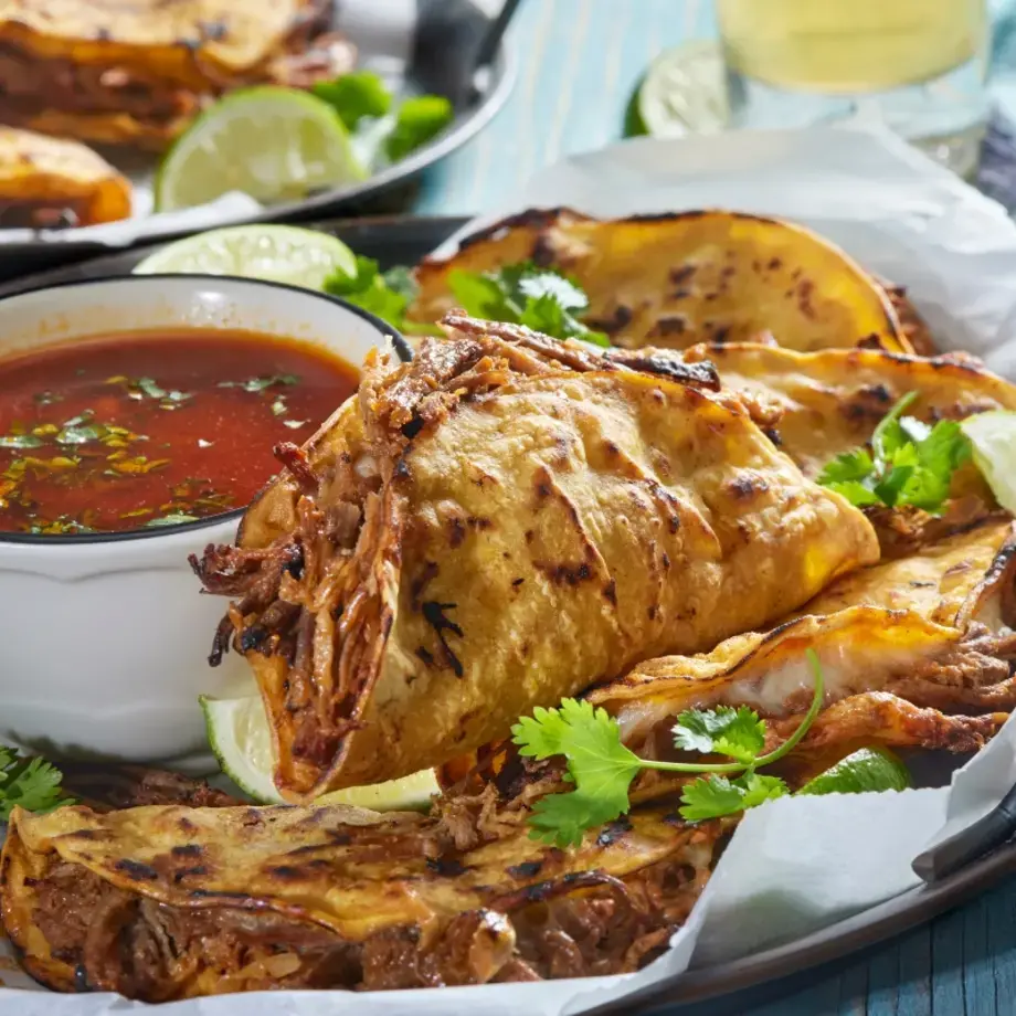 birria tacos - Finedininglovers