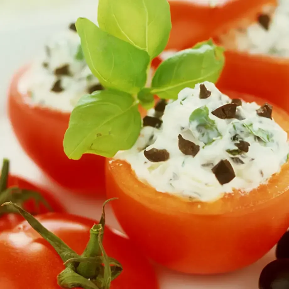 pomodori-ripieni-freddi-vegetariani