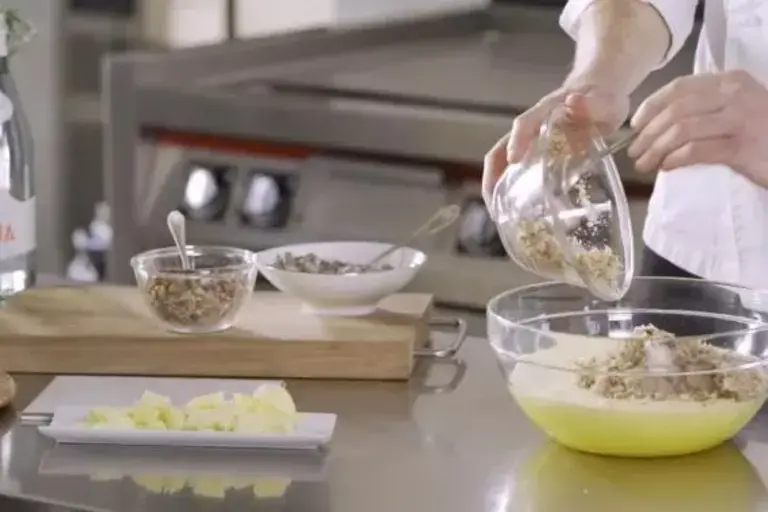 Breadcrumbs_Why_Waste__Step_4