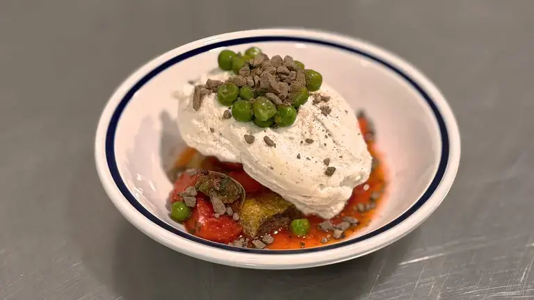 Fragole, piselli, mascarpone e cioccolato