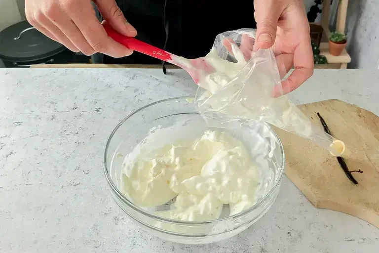 Crema al burro alla meringa svizzera