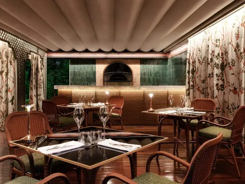 Pizza Bar Bvlgari Hotel Milano