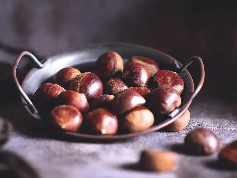 Metodi e trucchi per sbucciare facilmente le castagne