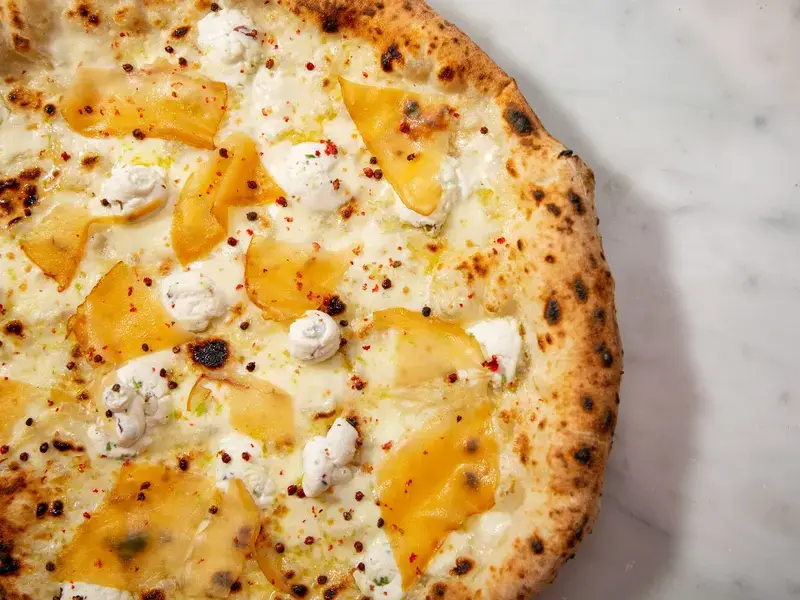 Le ricette iconiche dei fratelli Salvo: la pizza Oceano