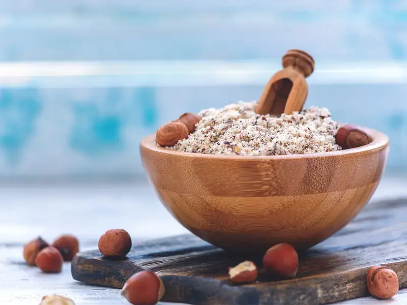 Tutto quel che devi sapere sulla farina di nocciole
