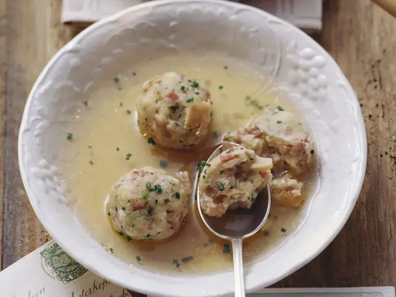 Canederli in brodo