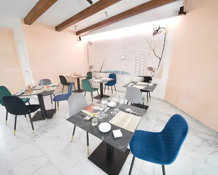 Io Restaurant