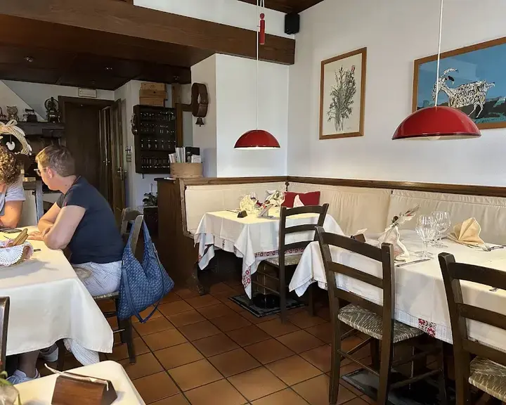 Ristorante Alla Pace / Burtshaus Alla Pace